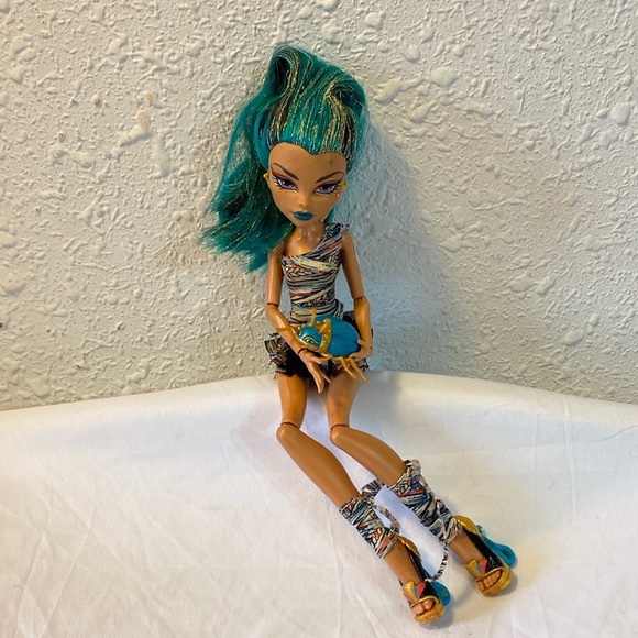Monster High Doll Nefera De Nile First Wave Doll